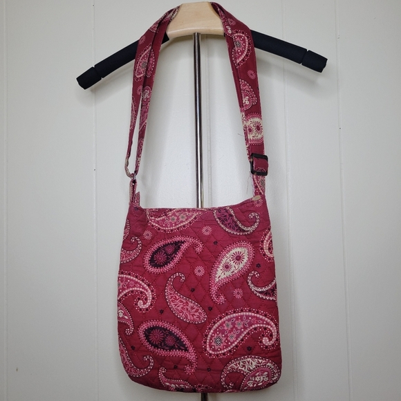 Vera Bradley Mesa Red Paisley Quilted Crossbody Purse - Picture 3 of 9
